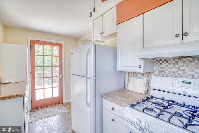 7917 MARSDEN ST, Philadelphia, PA 19136