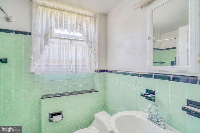 7917 MARSDEN ST, Philadelphia, PA 19136