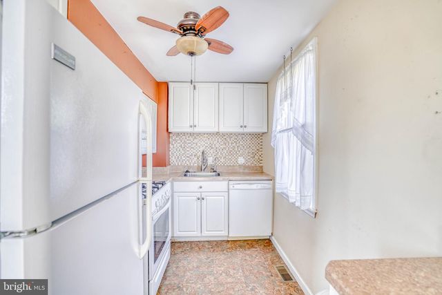 7917 MARSDEN ST, Philadelphia, PA 19136