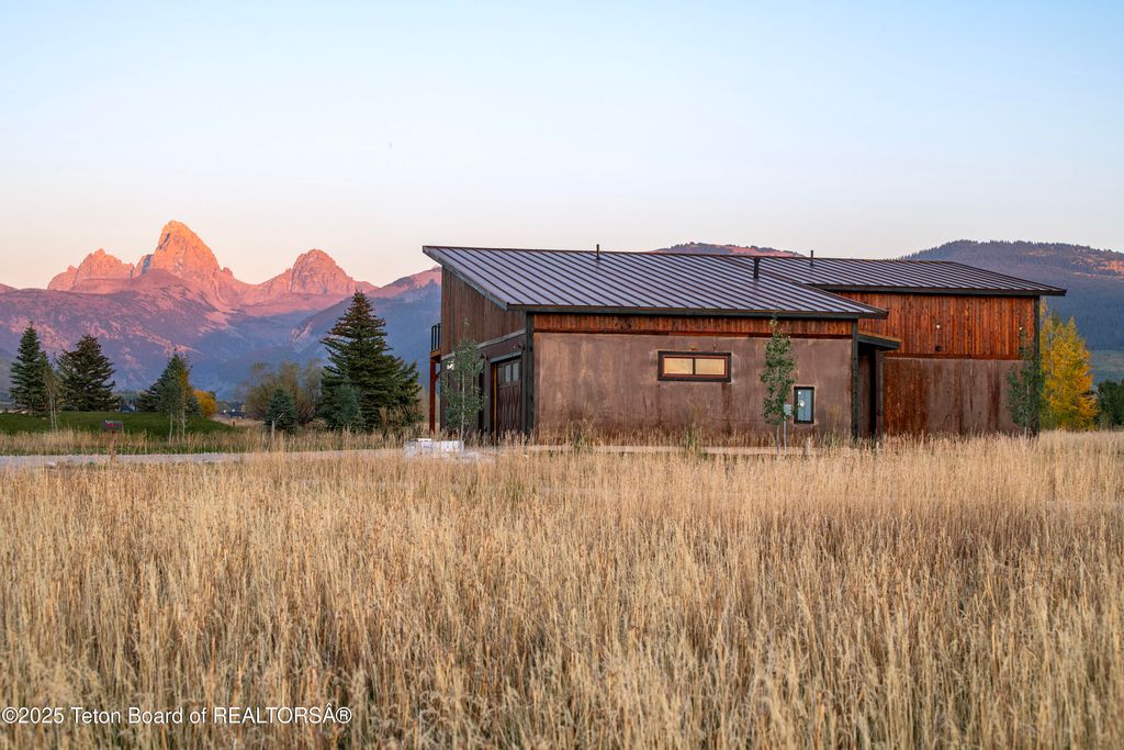 1705 MT OWEN RD, Driggs, ID 83422 photo 2