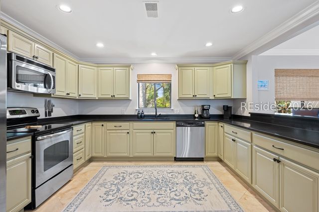 1 Bittern St, Hilton Head Island, SC 29928