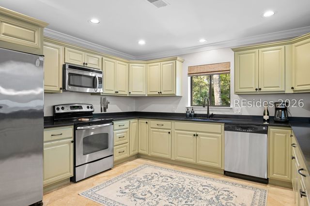 1 Bittern St, Hilton Head Island, SC 29928