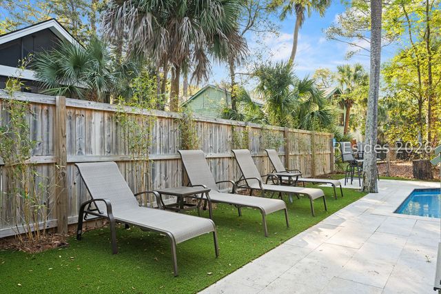 1 Bittern St, Hilton Head Island, SC 29928