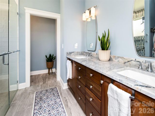 1916 Laurel Park Highway, Hendersonville, NC 28739