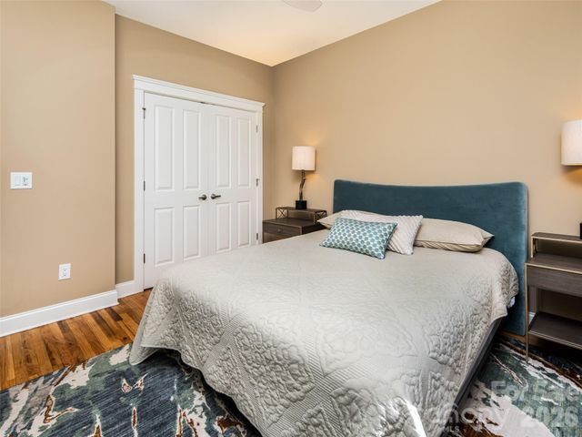 1916 Laurel Park Highway, Hendersonville, NC 28739