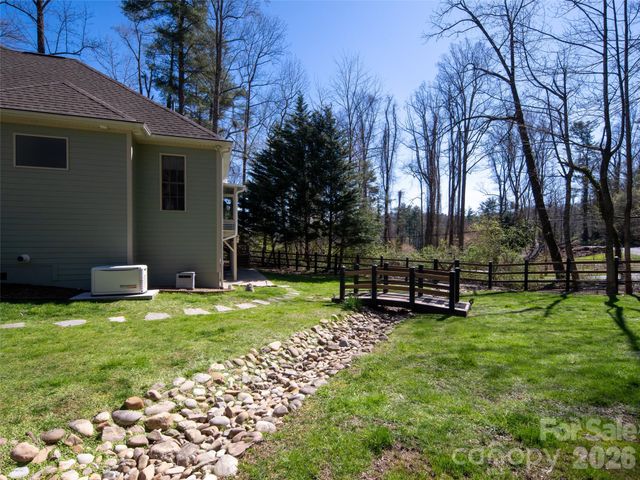 1916 Laurel Park Highway, Hendersonville, NC 28739