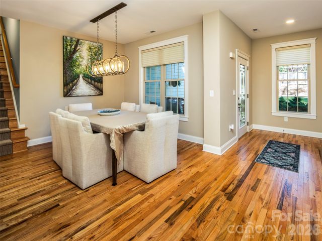 1916 Laurel Park Highway, Hendersonville, NC 28739