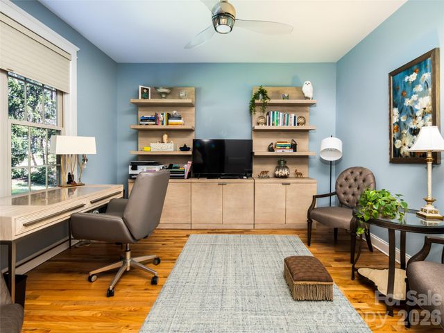 1916 Laurel Park Highway, Hendersonville, NC 28739