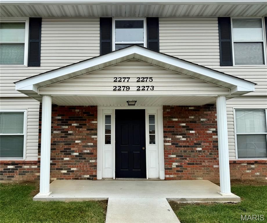 2279 Highland Hill Drive H, St Peters, MO 63376