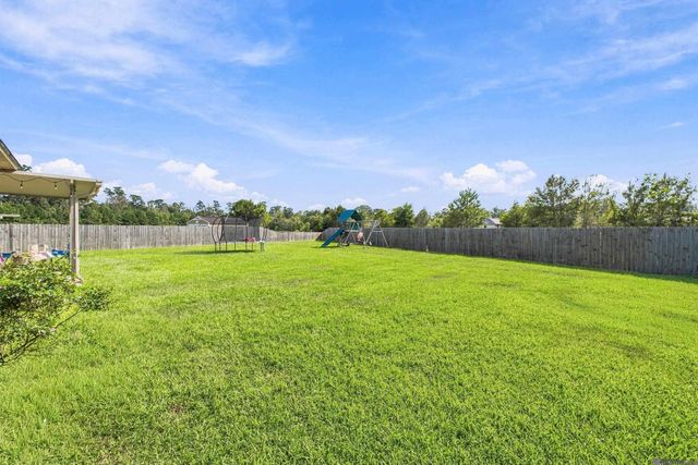 30889 Creek Valley Dr, Denham Springs, LA 70726