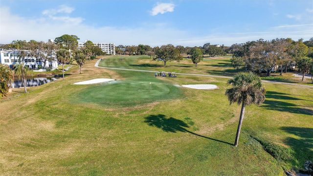 225 COUNTRY CLUB DRIVE D239, Largo, FL 33771