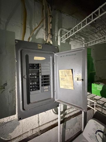 1565 S 57th STREET, West Allis, WI 53214