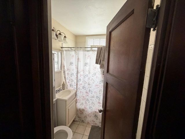 1565 S 57th STREET, West Allis, WI 53214