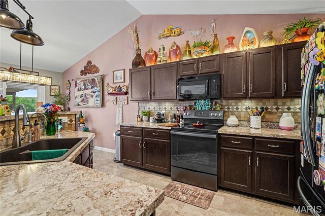 1907 Eagle Crest, Barnhart, MO 63012