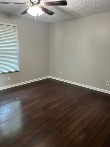 112 Jeremy Drive, Frankfort, KY 40601
