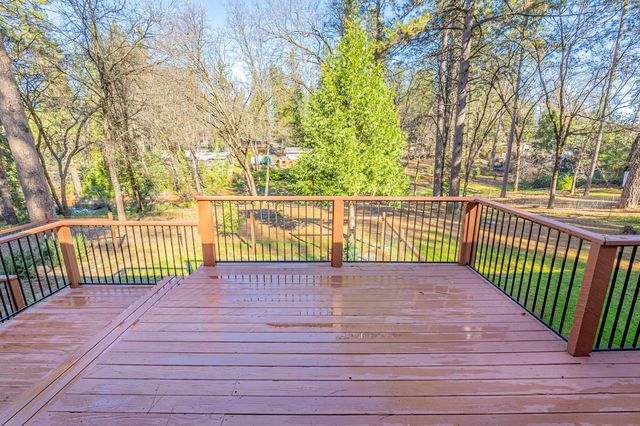 10290 Braemar Way, Grass Valley, CA 95949