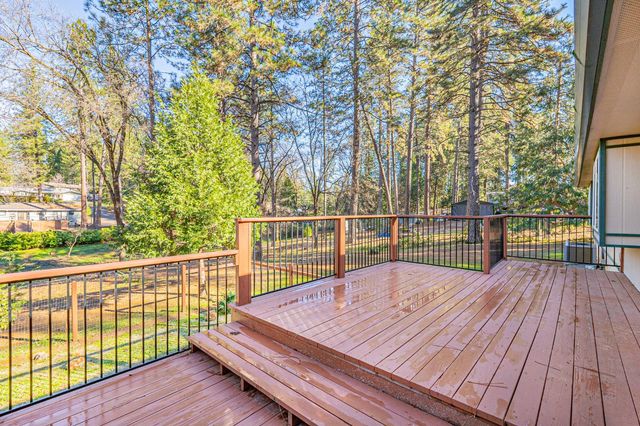 10290 Braemar Way, Grass Valley, CA 95949