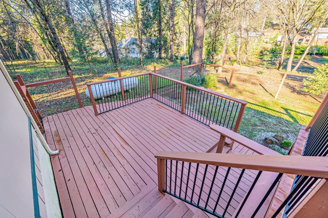 10290 Braemar Way, Grass Valley, CA 95949