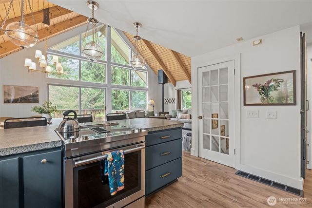 171 Harbor View Dr., Bellingham, WA 98229