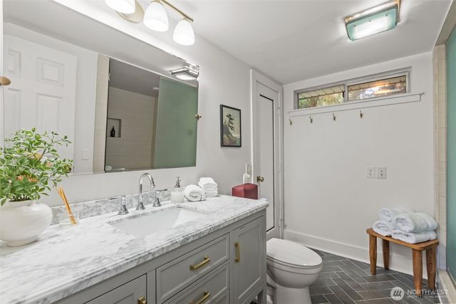 171 Harbor View Dr., Bellingham, WA 98229