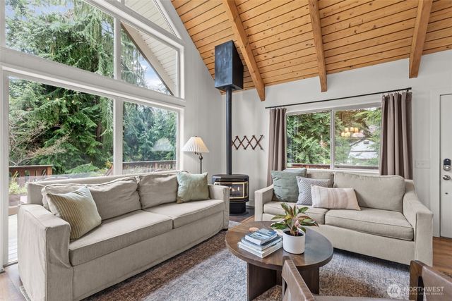 171 Harbor View Dr., Bellingham, WA 98229