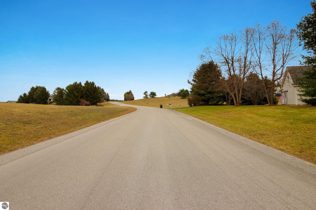 Image 8 of property listing at 12251 E Spinnaker Lane, Suttons Bay, MI 49682