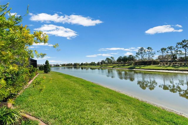 10604 WICKER PARK PLACE, Palmetto, FL 34221