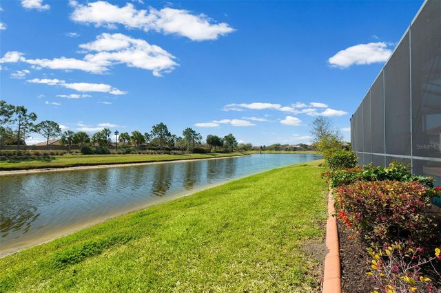 10604 WICKER PARK PLACE, Palmetto, FL 34221