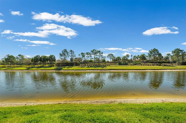 10604 WICKER PARK PLACE, Palmetto, FL 34221