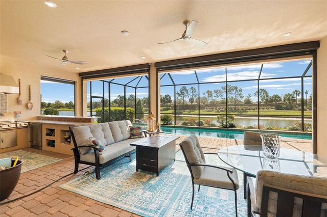 10604 WICKER PARK PLACE, Palmetto, FL 34221