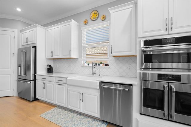 10604 WICKER PARK PLACE, Palmetto, FL 34221