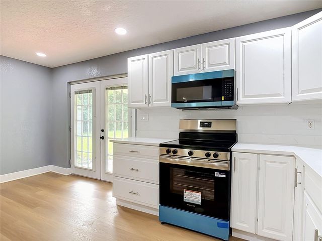 730 E 9TH STREET, Apopka, FL 32703