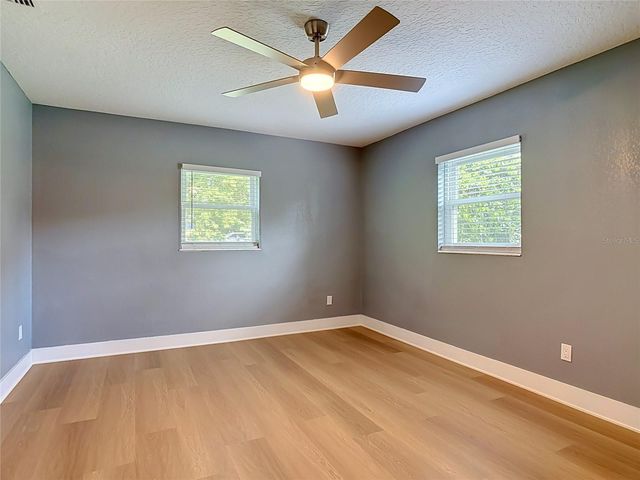 730 E 9TH STREET, Apopka, FL 32703