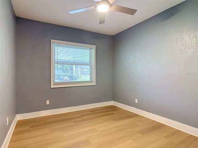 730 E 9TH STREET, Apopka, FL 32703