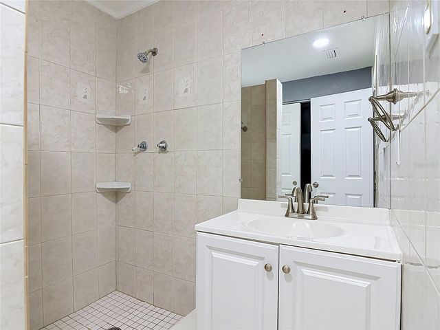 730 E 9TH STREET, Apopka, FL 32703