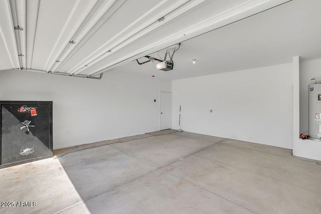 28414 N CINNABAR Road, San Tan Valley, AZ 85143