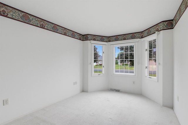 598 SARAH DRIVE, Fond Du Lac, WI 54935