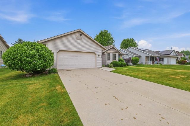 598 SARAH DRIVE, Fond Du Lac, WI 54935