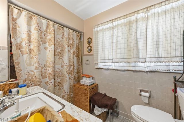 631 Bunker Hill Road, Ashtabula, OH 44004