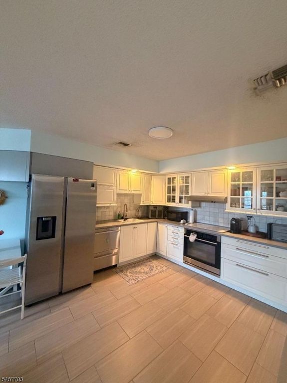 41 Wilson Ave 6 E, Newark City, NJ 07105 — photo 2
