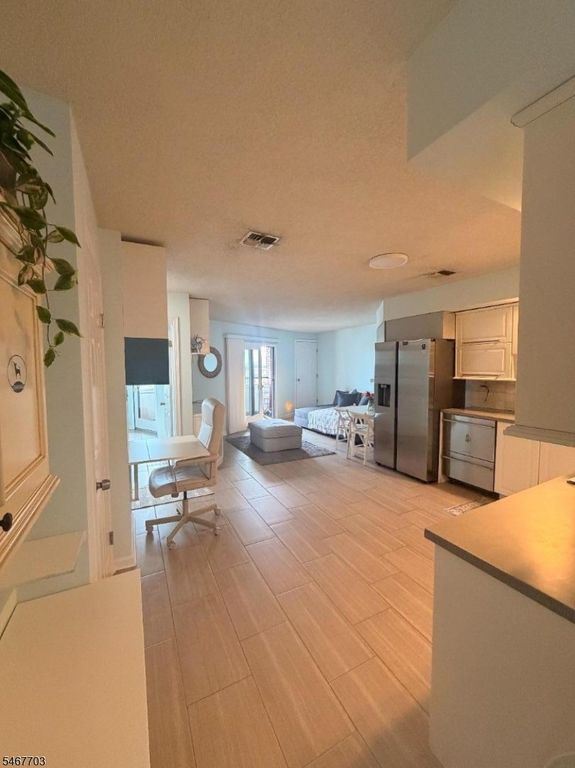 41 Wilson Ave 6 E, Newark City, NJ 07105 — photo 4