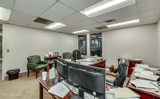 4735 Old Canton Road, 108, Jackson, MS 39211