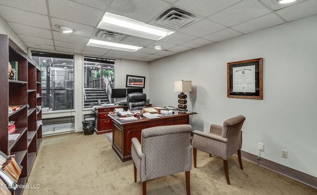 4735 Old Canton Road, 108, Jackson, MS 39211