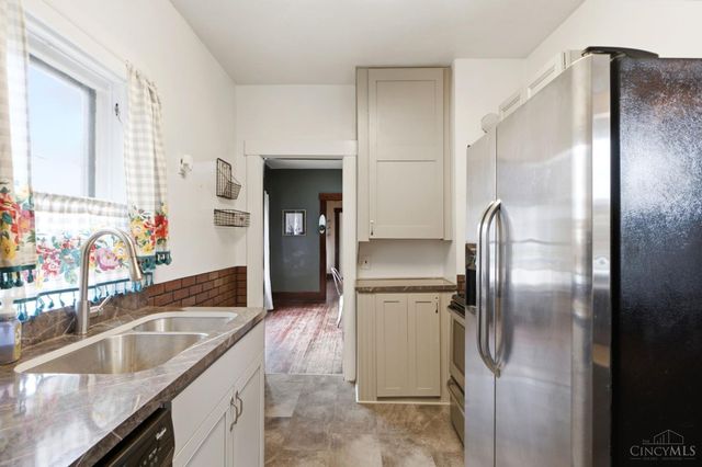 308 Forest Avenue, Franklin, OH 45005