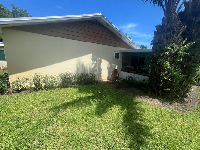 2081 Joy Rene Lane, North Palm Beach, FL 33408
