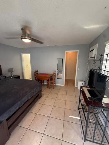 2081 Joy Rene Lane, North Palm Beach, FL 33408