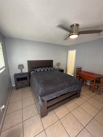 2081 Joy Rene Lane, North Palm Beach, FL 33408