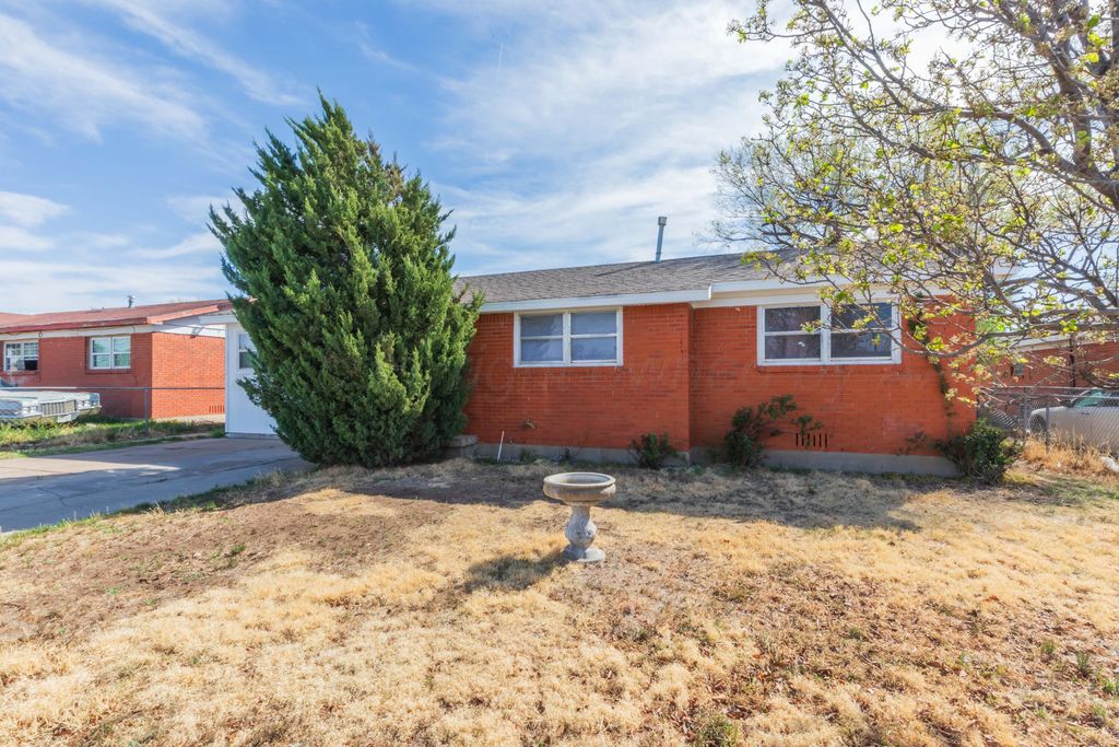 902 GARDENIA Street, Amarillo, TX 79107