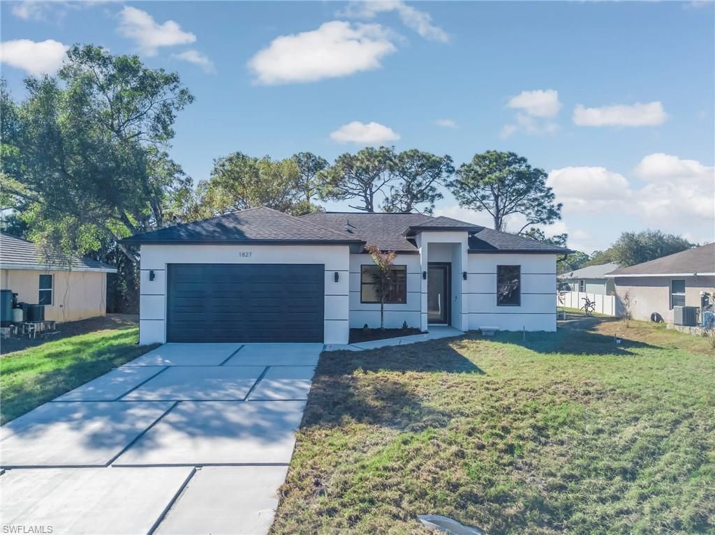 1827 Tomaso AVE, LEHIGH ACRES, FL 33972 — exterior