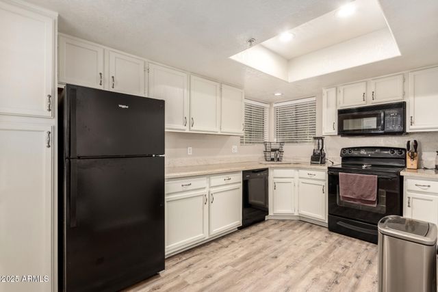 6885 E COCHISE Road 229, Paradise Valley, AZ 85253